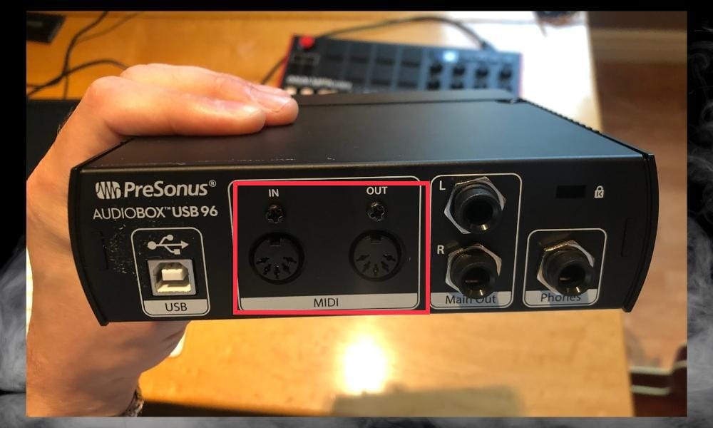 The PreSonus AudioBOX USB96 (MIDI Ports) - How to Connect An Old MIDI Keyboard to PC/Mobile (Any DAW)